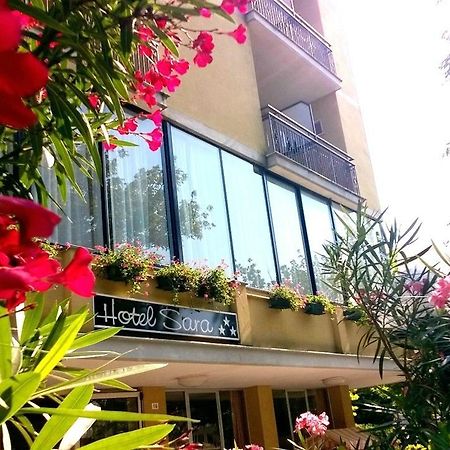 Hotel Sara*** Чезенатико Екстериор снимка
